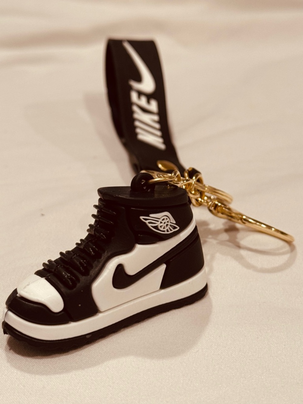Black and White Mini Sneaker BagCharm Coquette Wristlet Novelty Gift NWOT